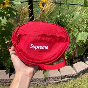 Supreme FW18 Waist Bag